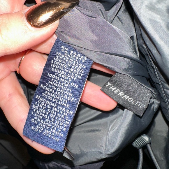 American Eagle Outfitters Men's Black Puffer Jacket - Picture 5 of 7